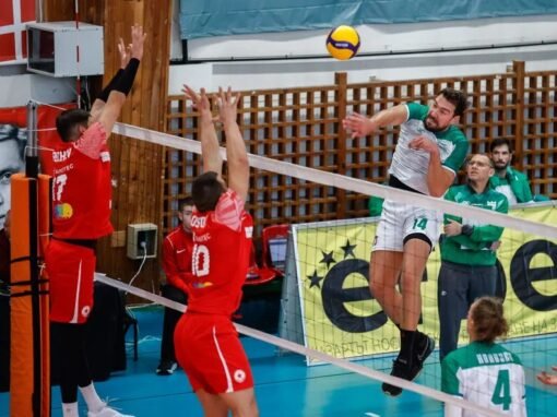 ВОЛЕЙБОЛНИТЕ БЕРОЙЦИ СЕ БОРИХА МЪЖКИ, НО ОТСТЪПИХА НА ЦСКА