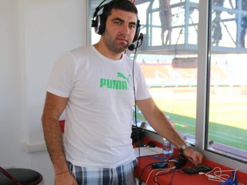 БЕРОЕ ИЗНЕНАДВА С ПРЕДСТАВЯНЕТО СИ, НО ТРИБУНИТЕ ОСТАВАТ ПРАЗНИ