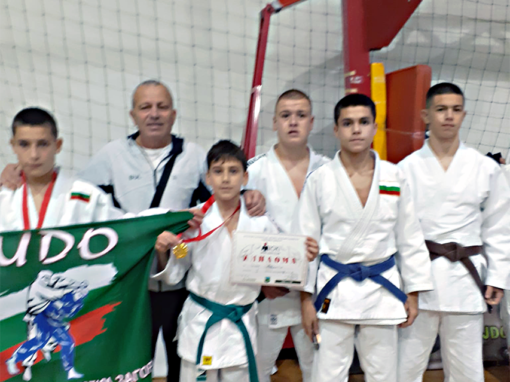 МНОЖЕСТВО МЕДАЛИ ЗА КИМОНАТА НА „НЕДЬО РАНЧЕВ“ НА МЕЖДУНАРОДНОТО ТАТАМИ