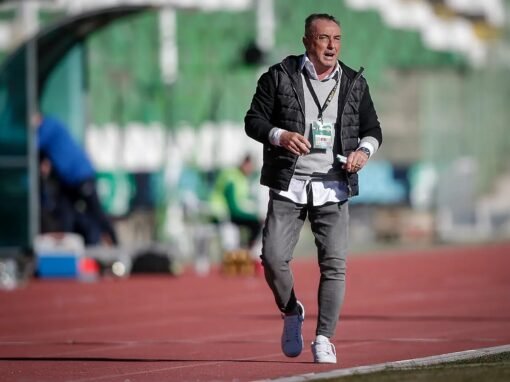 ТРЕНЬОРЪТ НА БЕРОЕ ПОЖЕЛА СМЕЛОСТ НАВРЪХ КОЛЕДА