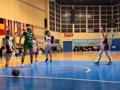 БАСКЕТБОЛНИТЕ ДАМИ НЕ ДАДОХА НИКАКВИ ШАНСОВЕ НА ШАМПИОН 2006