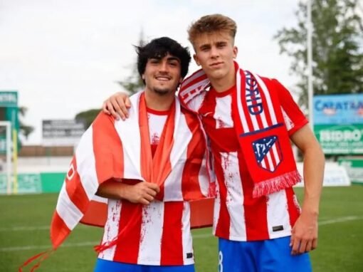 БЕРОЙЦИ СЕ ОГЛЕЖДАТ ЗА ПОЛУЗАЩИТНИК