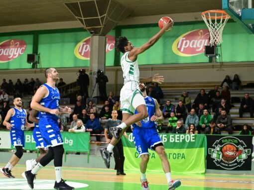 СИЛЕН КРАЙ И ПОБЕДА ЗА БАСКЕТБОЛИСТИТЕ – УОКЪР ОТНОВО НОМЕР 1
