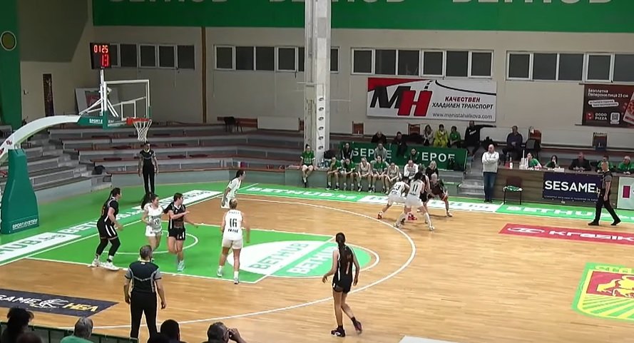 НОВИЯТ СТАРШИ ТРЕНЬОР С УСПЕШЕН ДЕБЮТ
