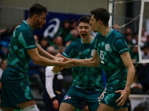 ВОЛЕЙБОЛИСТИТЕ С КАТЕГОРИЧЕН ТРИУМФ