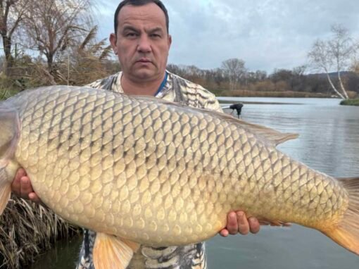 ВЕЧЕ ЧЕТИРИ ДЕСЕТИЛЕТИЯ „ПРЕПОДАВА“ ТЪНКОСТИТЕ В РИБОЛОВА ГОСПОДИН ГОСПОДИНОВ