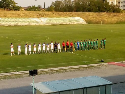 НА ЧЕТВЪРТИЯ ФУТБОЛЕН ЕТАЖ