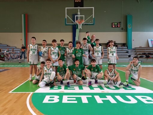 МОМЧЕТАТА НА БЕРОЕ U12 СА ВИЦЕШАМПИОНИ