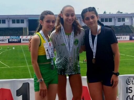 ЛЕКОАТЛЕТКА НА БЕРОЕ С ТИТЛА НА 800 МЕТРА