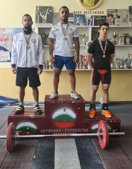 ШАМПИОНСКА ТИТЛА ЗА ГАБРИЕЛ МАРИНОВ ВЪВ ВДИГАНЕТО НА ТЕЖЕСТИ