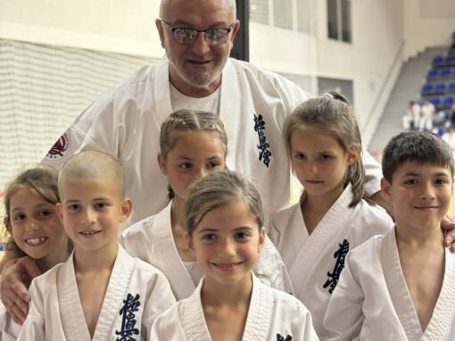 ВЪЗПИТАНИЦИТЕ НА АСКЕН ПОДЧЕРТАХА КЛАСАТА СИ