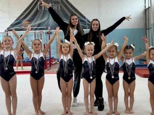 СИЛНО ПРЕДСТАВЯНЕ И МЕДАЛИ ЗА СТАРОЗАГОРСКИТЕ ГИМНАСТИЧКИ НА ТУРНИР