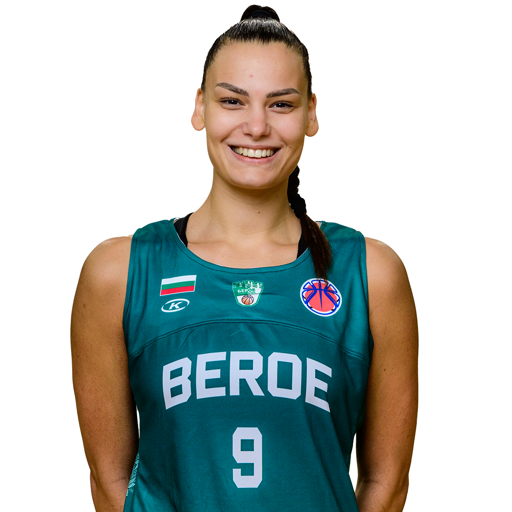 Александра Петрова