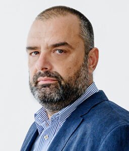 ИВАН НИКОЛОВ