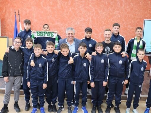 ЛЕГЕНДАРНИЯТ ВРАТАР НА ПФК „БЕРОЕ“ ИВКО ГАНЧЕВ ГОСТУВА НА II ОУ „ПЕТКО РАЧОВ СЛАВЕЙКОВ“, ГР. СТАРА ЗАГОРА