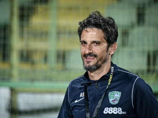 МОМЧЕТО СИ ОТИДЕ