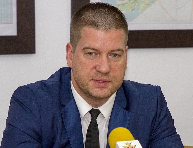 КМЕТЪТ НА СТАРА ЗАГОРА – ЖИВКО ТОДОРОВ, ОТГОВОРИ НА СТАРШИ ТРЕНЬОРА НА БЕРОЕ АЛЕХАНДРО САГЕРАС