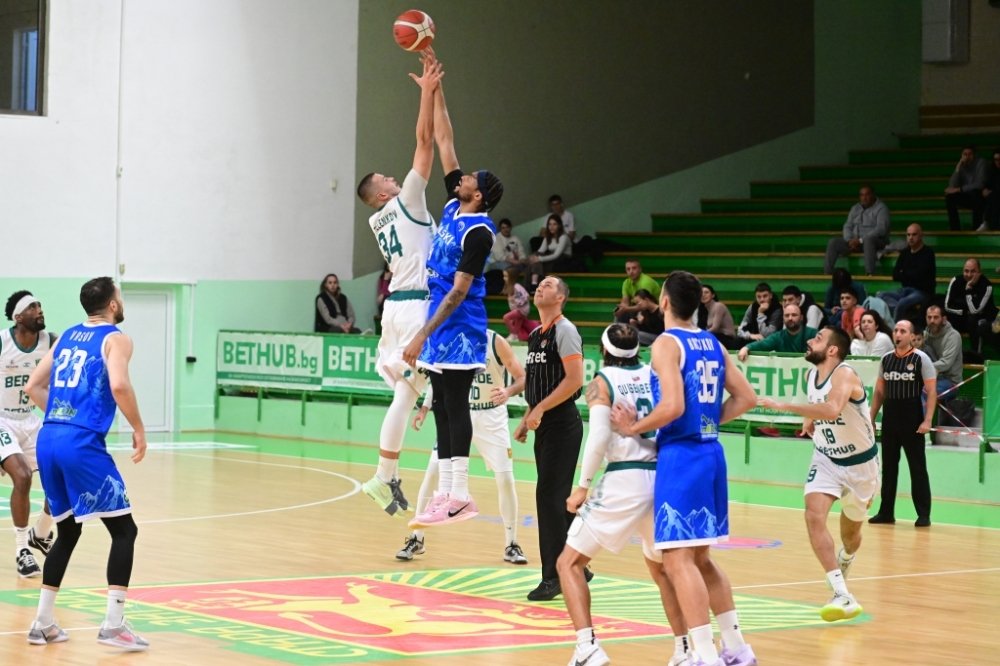 БАСКЕТБОЛНИТЕ БЕРОЙЦИ НЕ ДАДОХА ОТПОР НА ШАМПИОНА