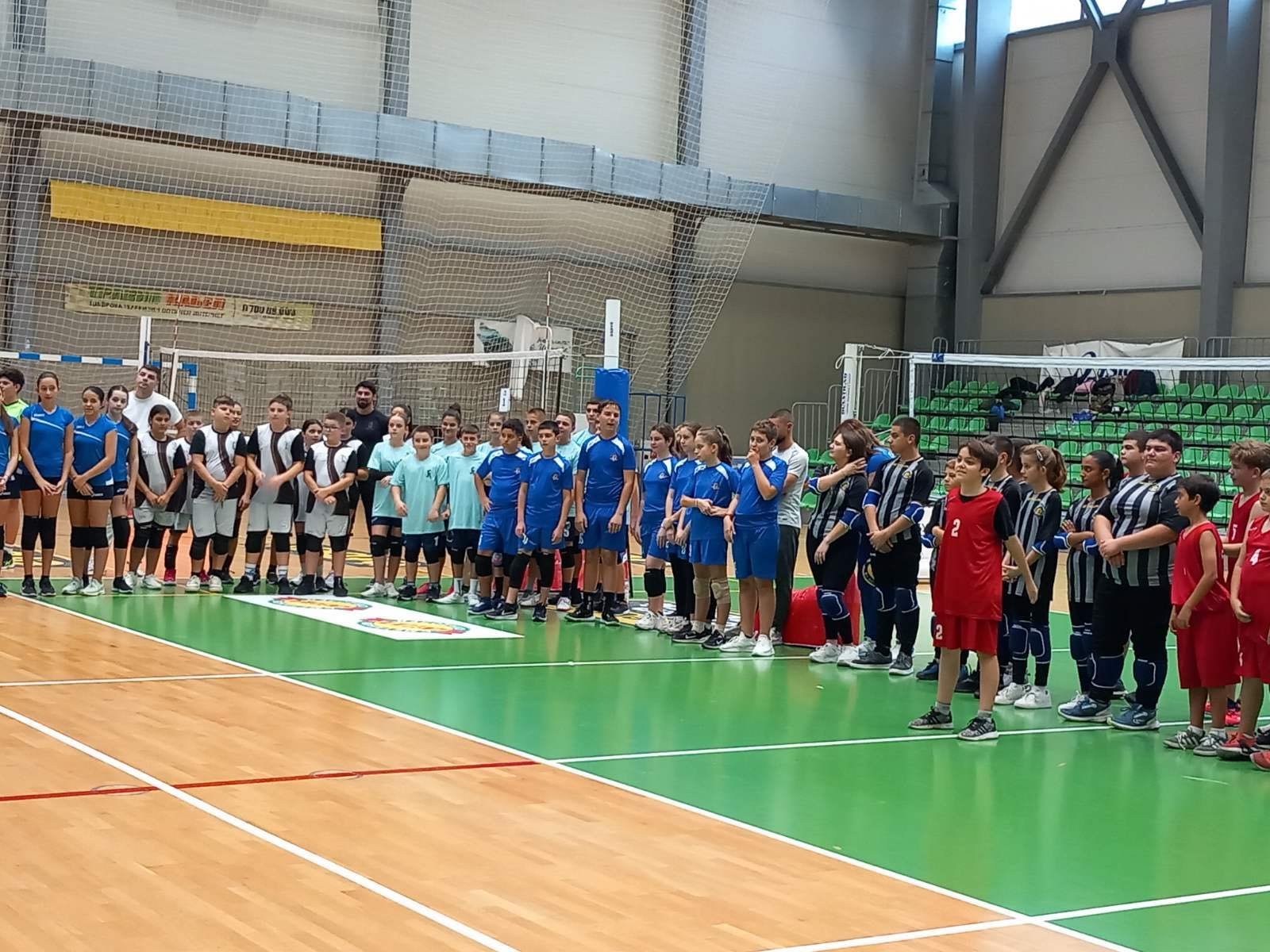 Пето издание на турнира Националната верига по детски волейбол „Малки великани“ Пето издание на турнира Националната верига по детски волейбол „Малки великани“