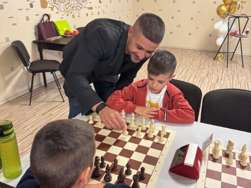 НАД 70 ШАХМАТИСТИ СЕ СЪСТЕЗАВАТ В ТУРНИРА „ТРАКИЙСКО КОНЧЕ“ В СТАРА ЗАГОРА