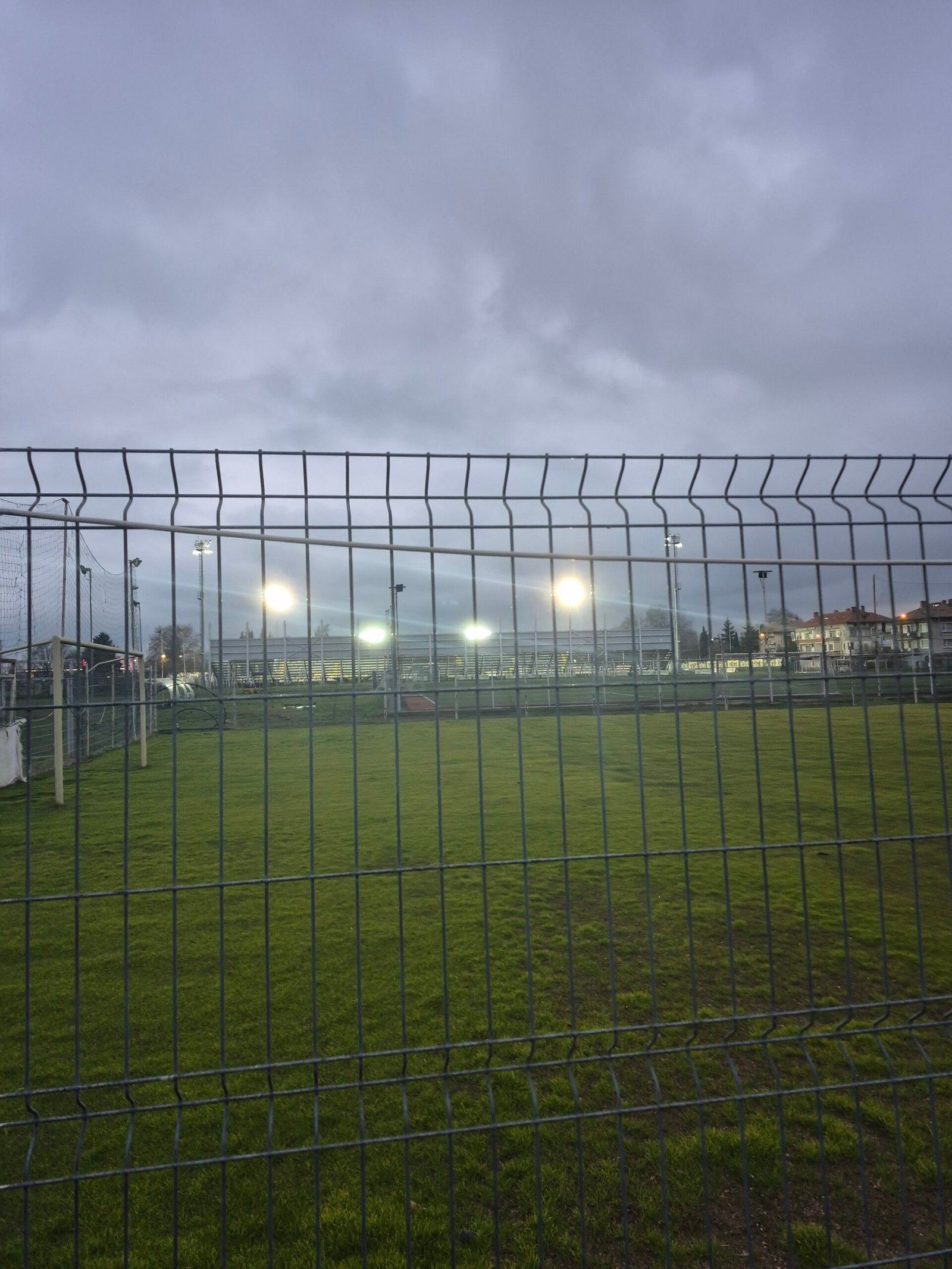 Мащабен цялостен ремонт на базата на стадион „Трейс Арена“ гр. Стара Загора Мащабен цялостен ремонт на базата на стадион „Трейс Арена“ гр. Стара Загора