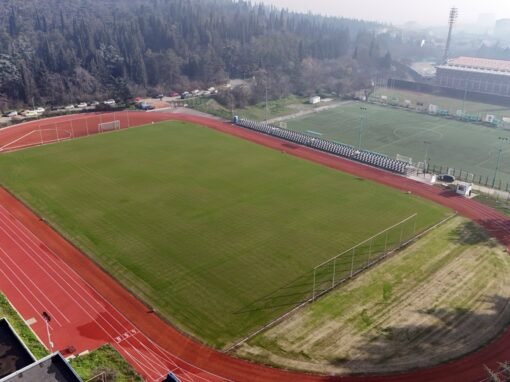 ОБЩИНАТА ВЪВЕЖДА ПОЕТАПНО ПЛАЩАНЕ В ЕВРО ЗА ЛЕКОАТЛЕТИЧЕСКАТА ПИСТА