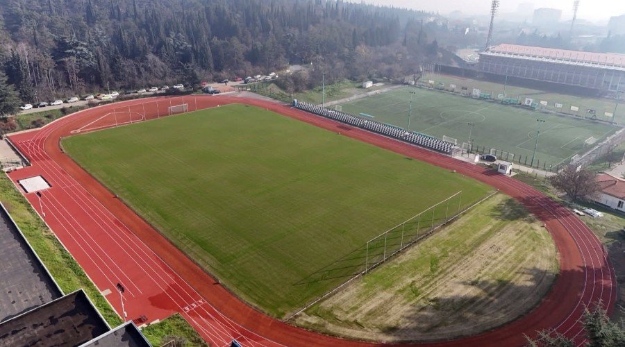 ОТ ФЕВРУАРИ ПОЛЗВАНЕТО НА ЛЕКОАТЛЕТИЧЕСКАТА ПИСТА ЩЕ СТРУВА 1 ЕВРО