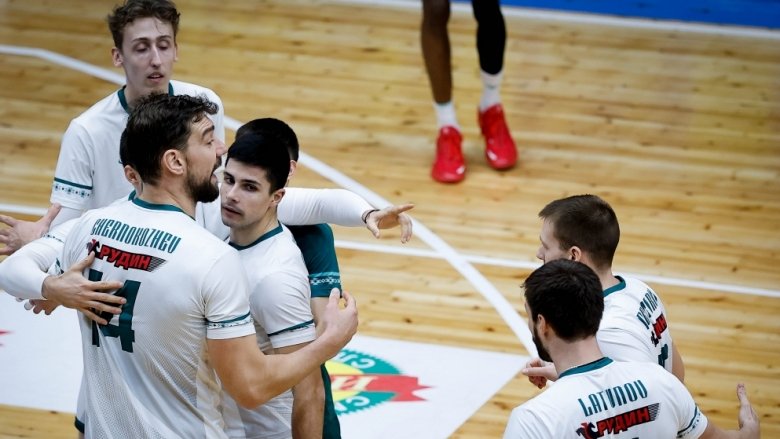 БЕРОЕ СРАЗИ НЕФТОХИМИК