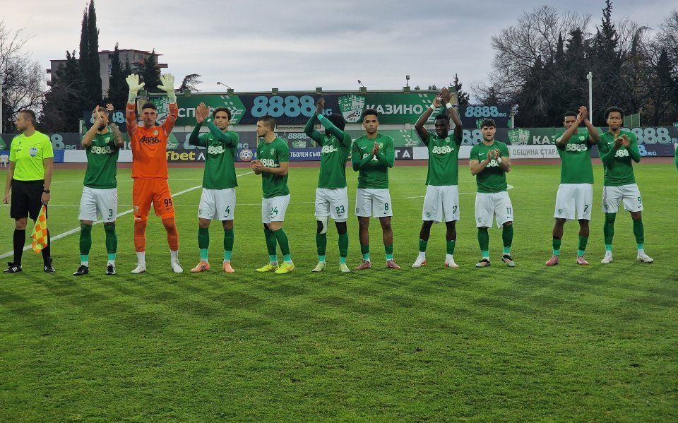 БЕРОЕ И СЕПТЕМВРИ СЛОЖИХА КРАЙ НА СЕРИИТЕ СИ БЕЗ ПОБЕДА, НО СЕ ЗАНУЛИХА