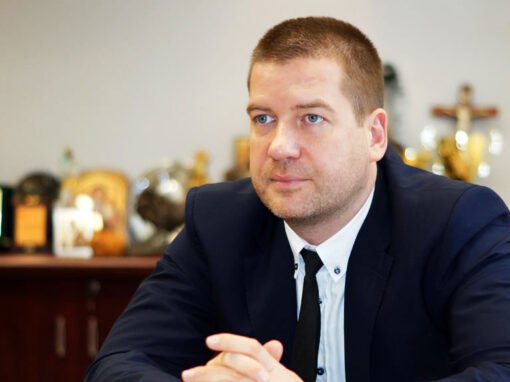 РЕМОНТЪТ НА ЗАЛА „БЕРОЕ“ Е ИНЖЕНЕРИНГ. ТОВА ОЗНАЧАВА ПРОЕКТИРАНЕ И ПОСЛЕДВАЩИ СТРОИТЕЛНО-МОНТАЖНИ РАБОТИ