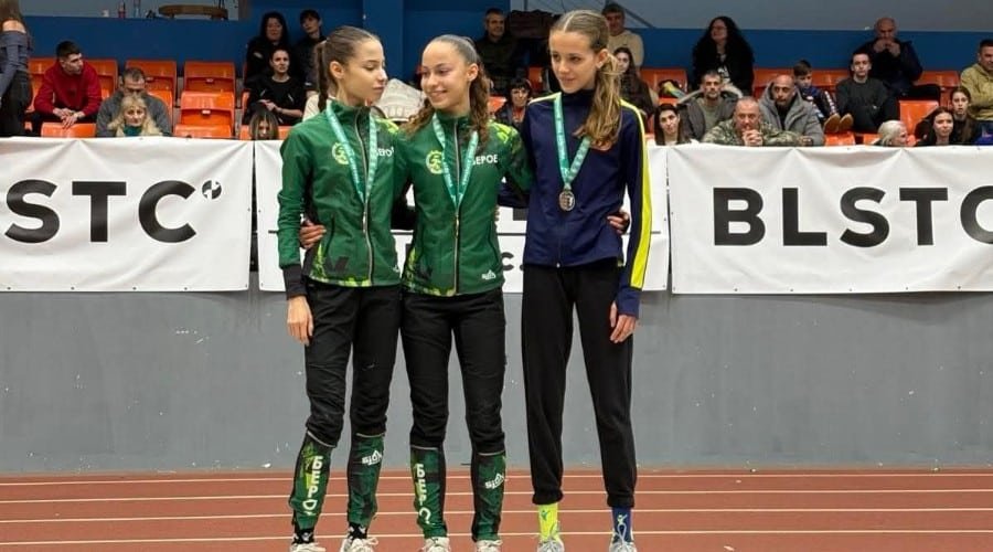 СЕСТРИТЕ АЛИС И ЗАРА ИЛИЕВИ ОТ СКЛА БЕРОЕ СПЕЧЕЛИХА ДВЕ ТИТЛИ, СРЕБРО И БРОНЗ НА 1500 И 3000 М.