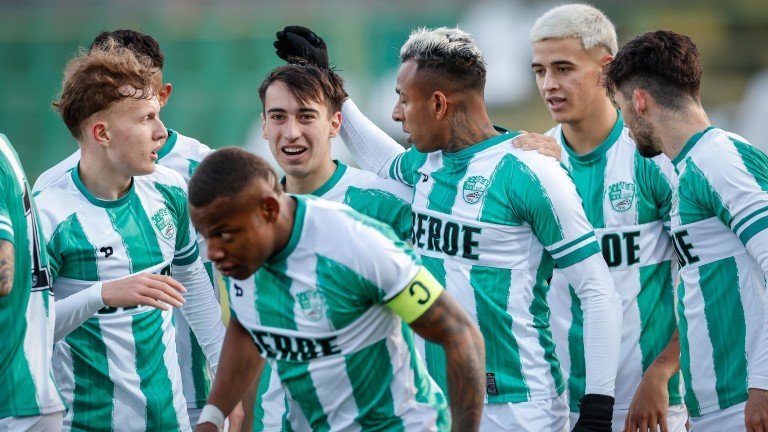 САНКЦИИТЕ ОТ ФИФА КЪМ БЕРОЕ ОСТАВАТ, ЛАГЕРЪТ В СЛИВЕН СЪЩО