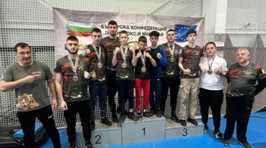 СЕДЕМ МЕДАЛА СПЕЧЕЛИХА БОЙЦИТЕ НА СК ХАРА НА ДЪРЖАВНОТО ПЪРВЕНСТВО