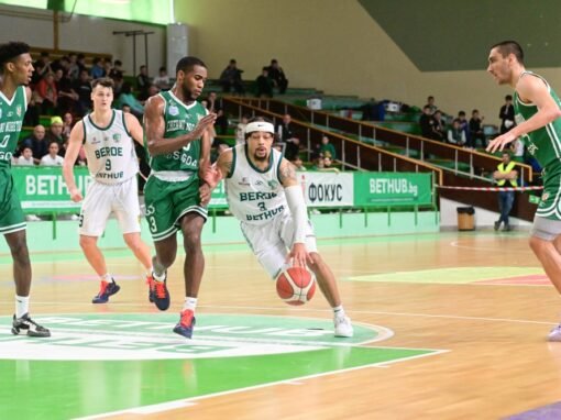 КОШ В ПОСЛЕДНАТА СЕКУНДА ДОНЕСЕ ПОБЕДАТА НА ЧЕРНО МОРЕ ТИЧА НАД БЕРОЕ