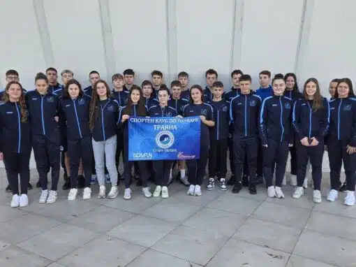 СТАРОЗАГОРСКИ ЮНОШИ И ДЕВОЙКИ ПЛУВАХА ВЪВ ФИНАЛИ ПРИ ГОЛЕМИТЕ