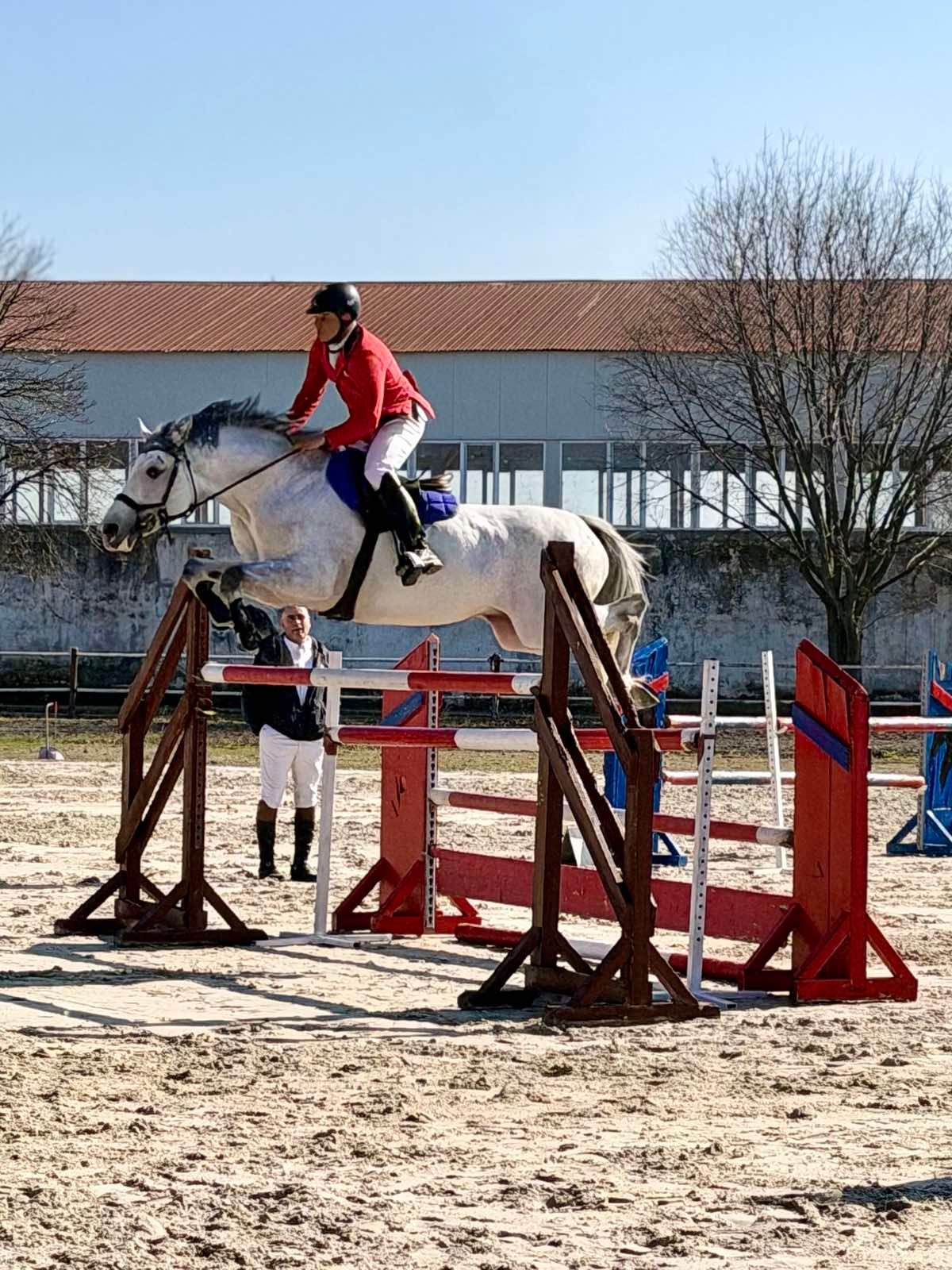 По повод Тодоровден Конната база при Тракийски университет събра стотици почитатели на конния спорт, които станаха свидетели на оспорвани надпревари и силни емоции По повод Тодоровден Конната база при Тракийски университет събра стотици почитатели на конния спорт, които станаха свидетели на оспорвани надпревари и силни емоции