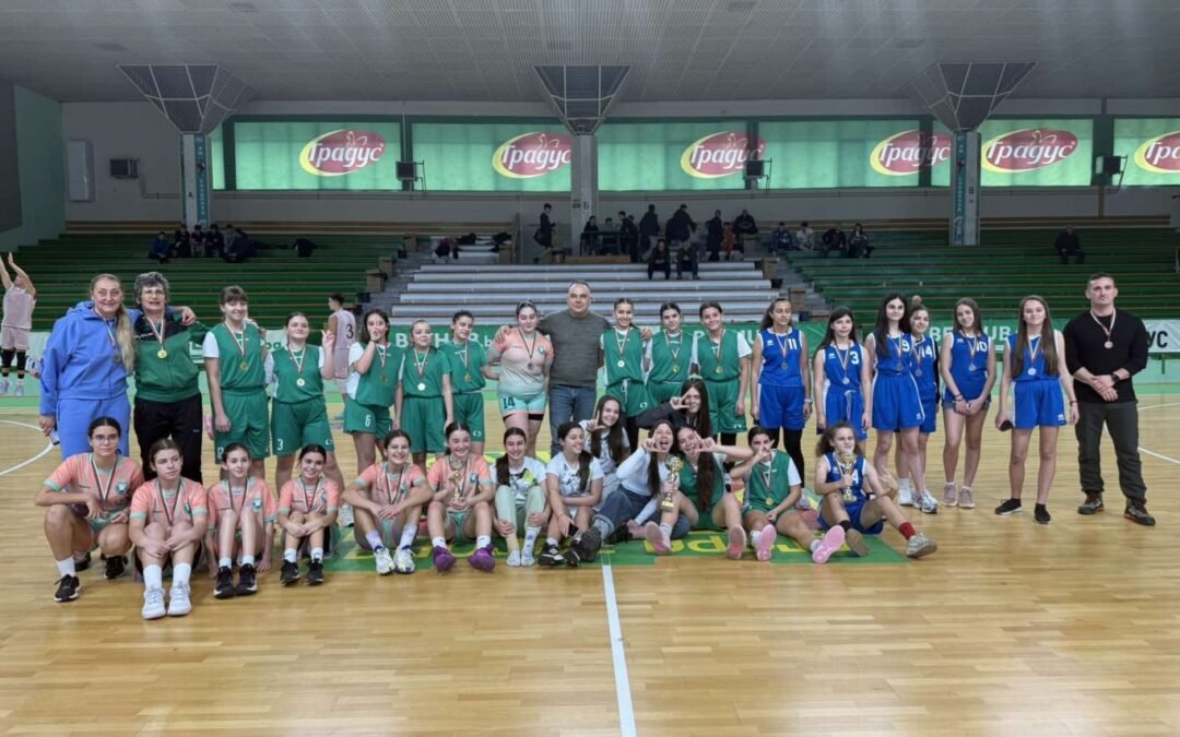 НАД 40 ОСПОРВАНИ СРЕЩИ В УЧЕНИЧЕСКИТЕ ИГРИ ПО БАСКЕТБОЛ В СТАРА ЗАГОРА