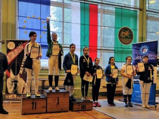 ФЕХТОВАЧИТЕ ПРОДЪЛЖАВАТ С УЧАСТИЯ В ПО-ЛЕКИ СЪСТЕЗАНИЯ