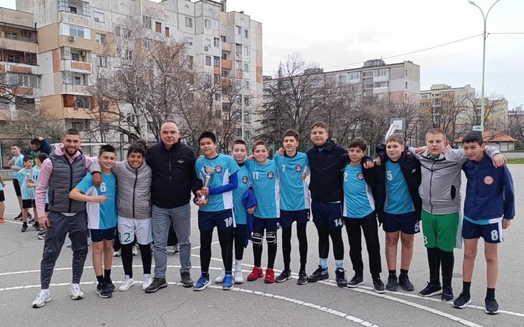 ОБЩИНСКИЯТ ЕТАП НА УЧЕНИЧЕСКИТЕ ИГРИ ПО ХАНДБАЛ ПРИКЛЮЧИ УСПЕШНО