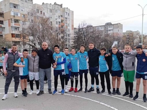 ОБЩИНСКИЯТ ЕТАП НА УЧЕНИЧЕСКИТЕ ИГРИ ПО ХАНДБАЛ ПРИКЛЮЧИ УСПЕШНО