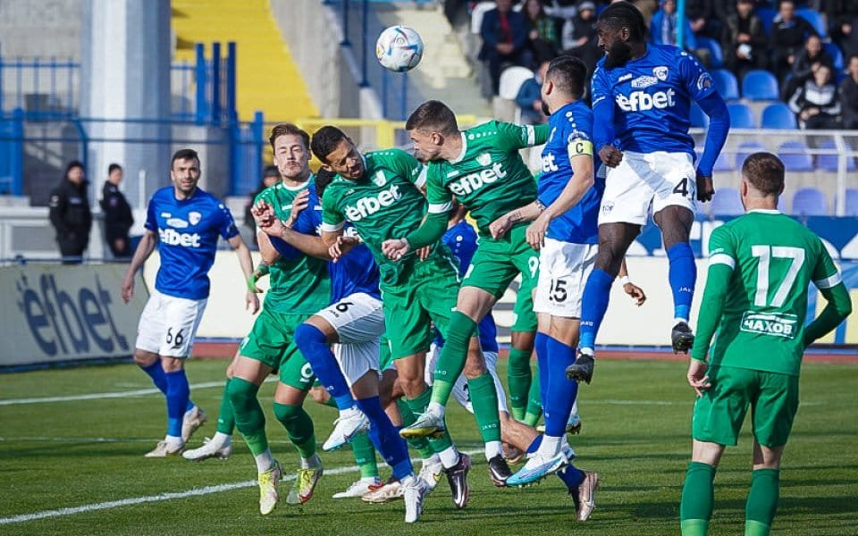 ПАРИЧИ ГРИП ПОД „АЯЗМОТО“