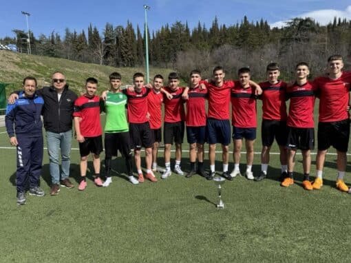 УСПЕШНО ПРИКЛЮЧИХА УЧЕНИЧЕСКИТЕ ИГРИ ПО ФУТБОЛ В СТАРА ЗАГОРА