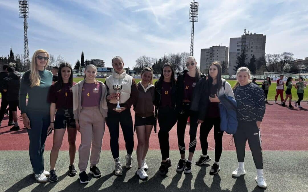 СИЛНА КОНКУРЕНЦИЯ И ОТЛИЧНИ РЕЗУЛТАТИ НА ОБЛАСТНИЯ ЕТАП НА УЧЕНИЧЕСКИТЕ ИГРИ ПО ЛЕКА АТЛЕТИКА