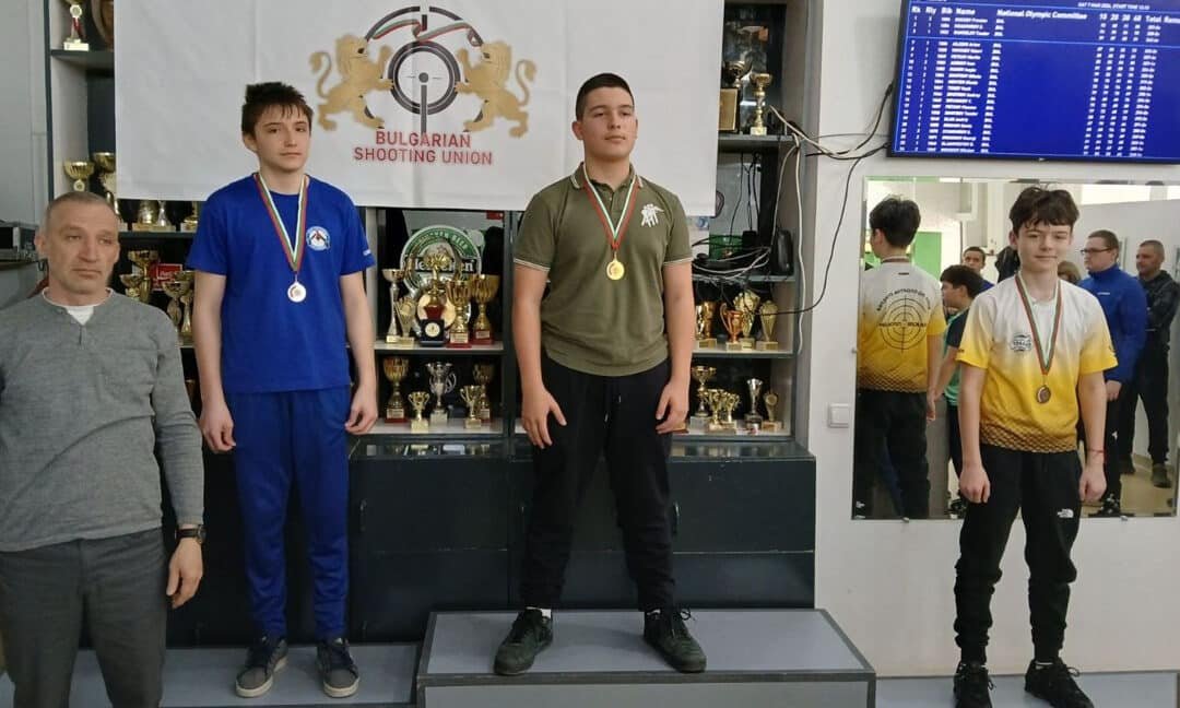 СТРЕЛЕЦ НА АВГУСТА 1992 ЗАВОЮВА ШАМПИОНСКАТА ТИТЛА