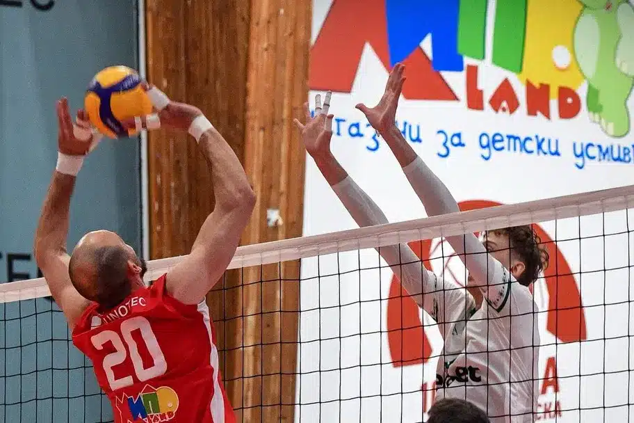 ЦСКА ПОВЕДЕ В СЕРИЯТА СРЕЩУ БЕРОЕ