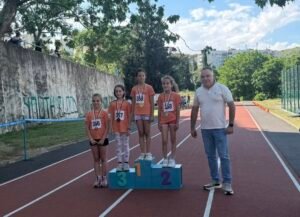 Състезание по лека атлетика, проведено в двора на ОУ „Георги Райчев“ на новоизградената лекоатлетическа писта