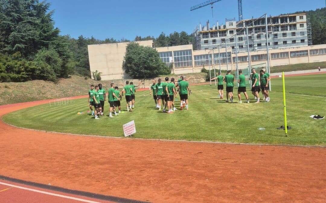 ПРЕЦЕДЕНТ В БЕРОЕ: 16 ЮНОШИ (НАБОР 2007, 2008 И 2009 Г.) ЗАПОЧНАХА ПОДГОТОВКА